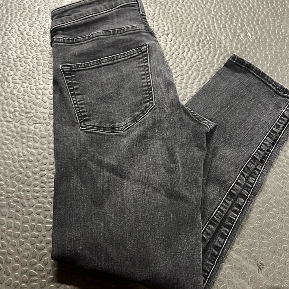 Men’s express athletic slim jeans 29 x 30